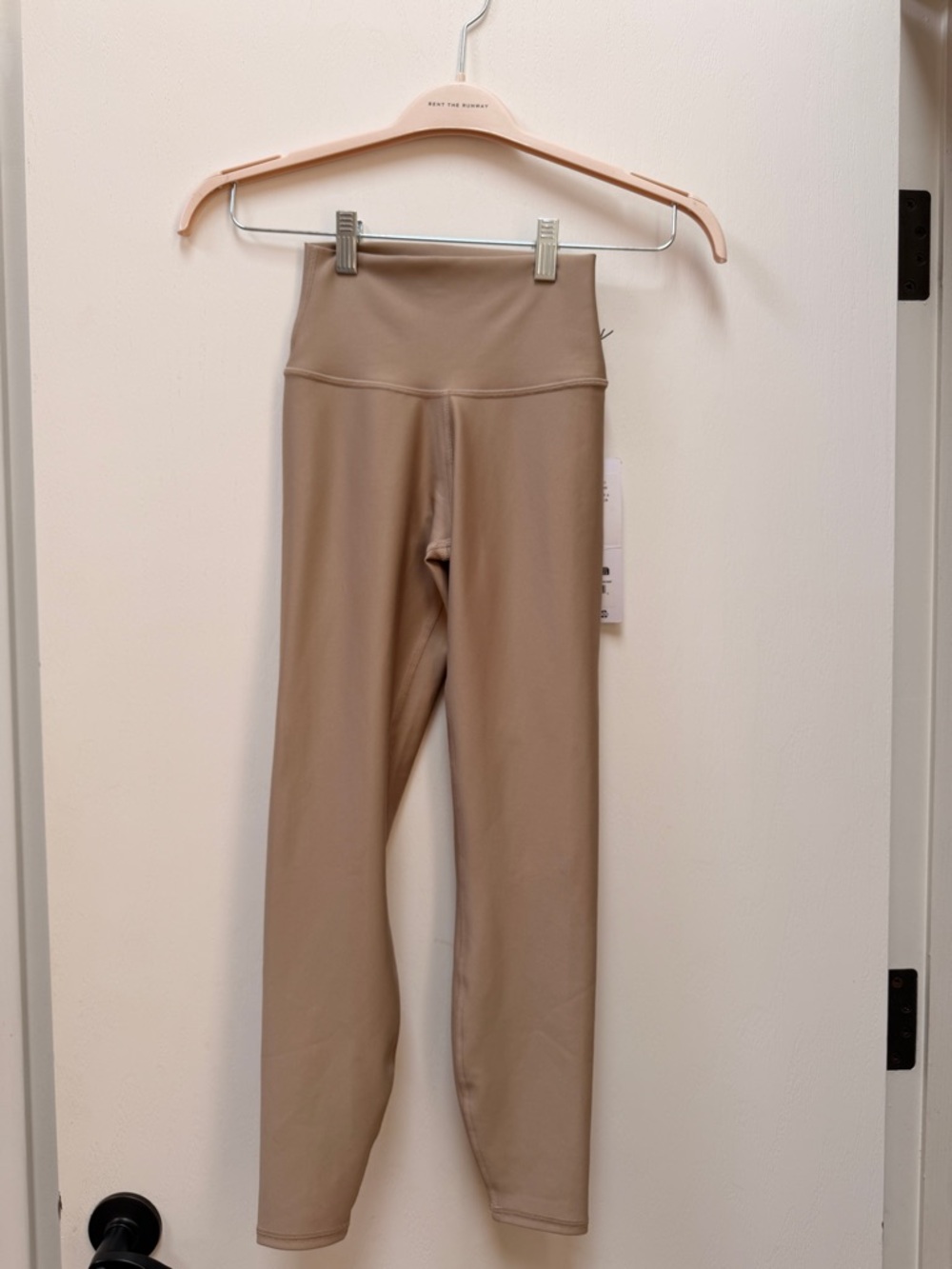 NWT Alo High-Waist Neutral Leggings - Taupe